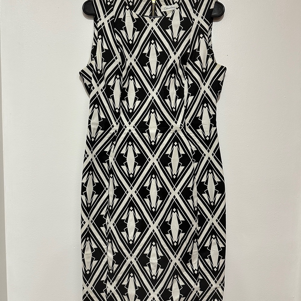 Calvin Klein Black and White Patterned Midi Dress